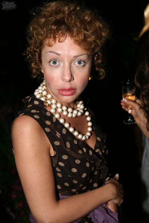 bozhena-rynska-49623_5983f6b53516a3b08e586bdcdb956fbe_485.jpg